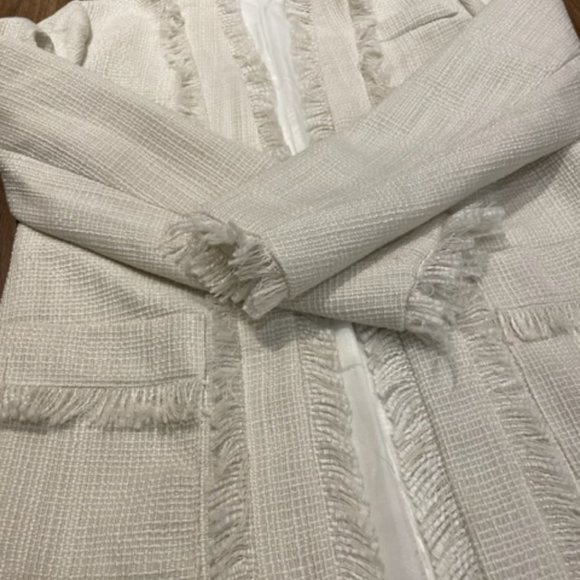 2 pieces set: brand new, blazer &short skirt, Chanel-like - Picture 3 of 9